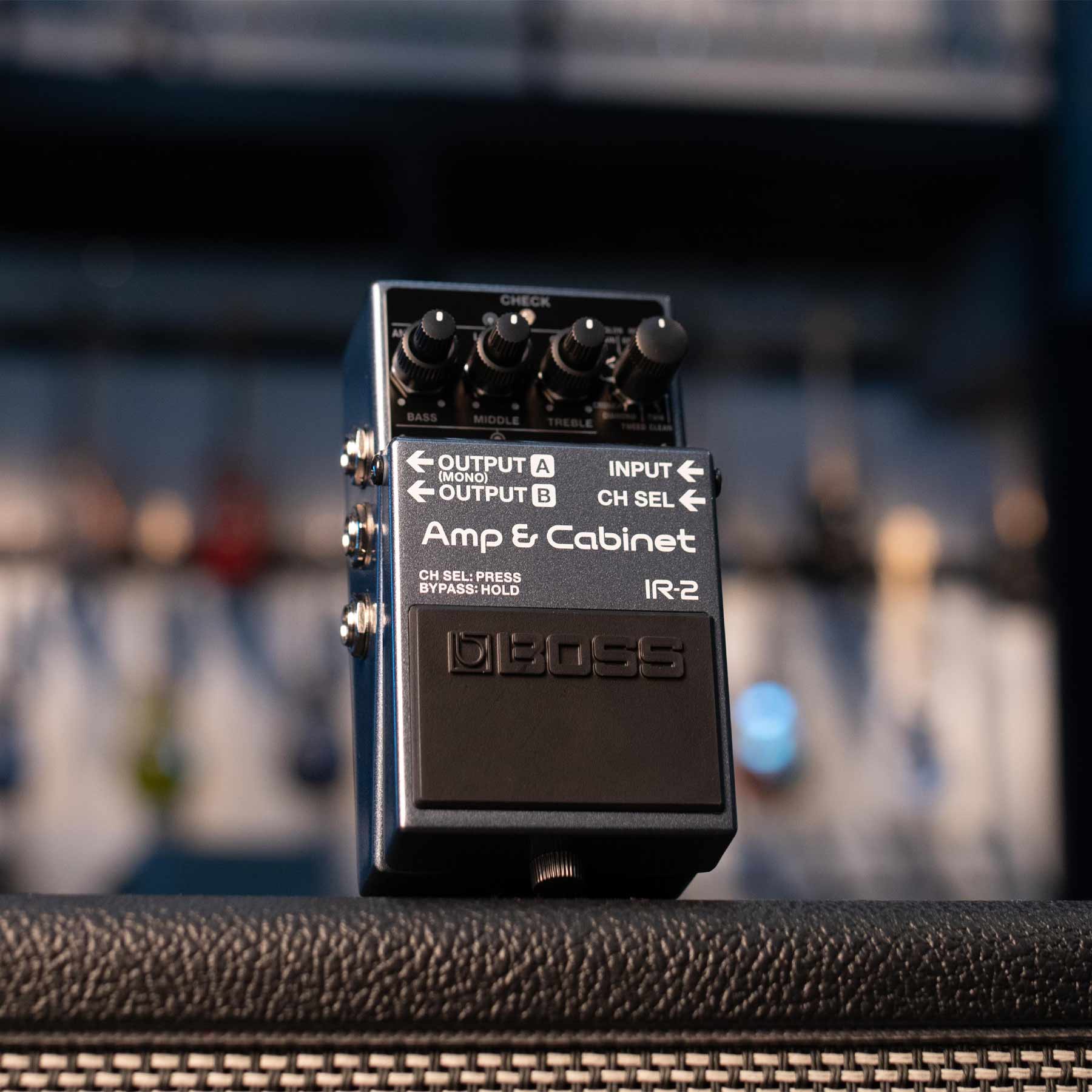 BOSS IR-2 AMP & CABINET PEDAL