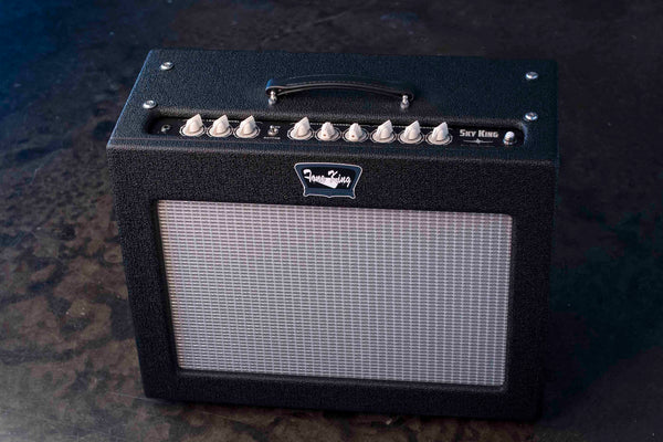 USED TONE KING SKY KING - 35W COMBO WITH COVER AND FOOTSWITCH