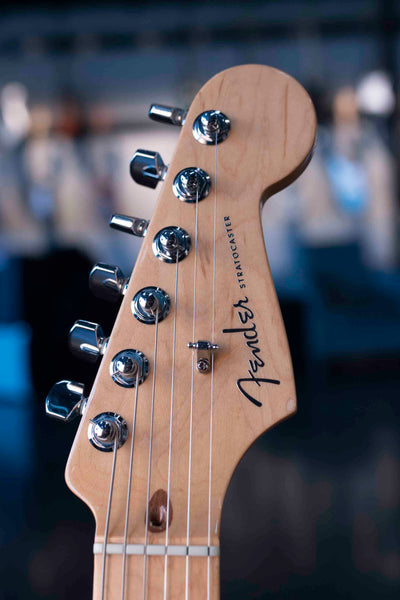 USED FENDER AMERICAN DELUXE ASH STRATOCASTER -  BUTTERSCOTCH BLONDE WITH CASE