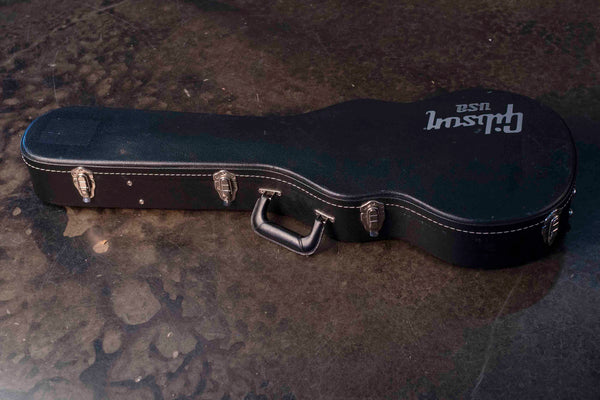 USED GIBSON LES PAUL STANDARD EBONY 2009 WITH BIGSBY, VIBRAMATE AND CASE