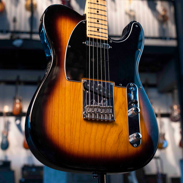 USED FENDER AMERICAN STANDARD TELECASTER 60TH ANNIVERSARY - 2011  SUNBURST WITH CASE