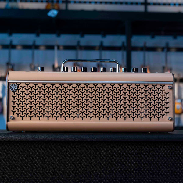 USED YAMAHA THR30IIA W/POWER SUPPLY