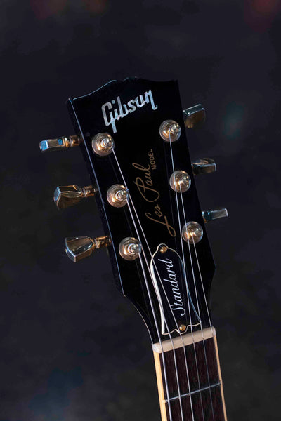 USED GIBSON LES PAUL STANDARD EBONY 2009 WITH BIGSBY, VIBRAMATE AND CASE
