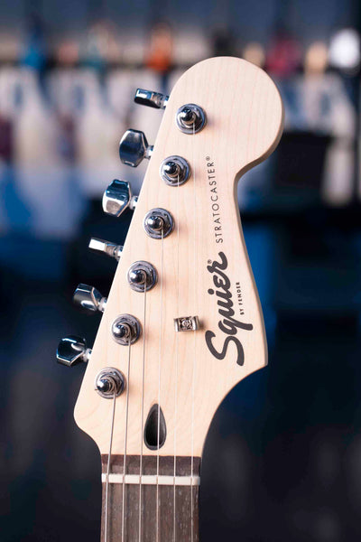 SQUIER SONIC STRATOCASTER - SIENNA SUNBURST