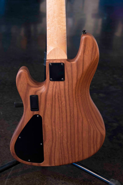 USED WARMOTH FRETLESS BASS 5-STRING