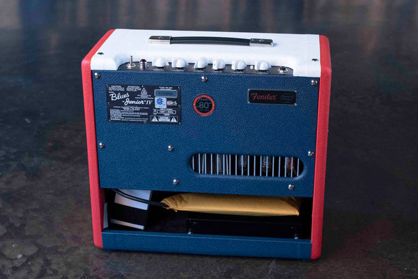 FENDER FSR BLUES JUNIOR IV COLOUR TRIO WITH 12'' CANNABIS REX SPEAKER