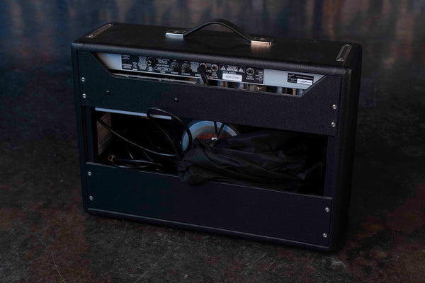 USED FENDER DELUXE REVERB WITH COVER