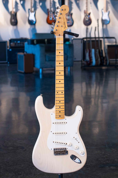 USED FENDER CUSTOM SHOP 2016 '58 STRATOCASTER JOURNEYMAN RELIC WHITE BLONDE WITH CASE