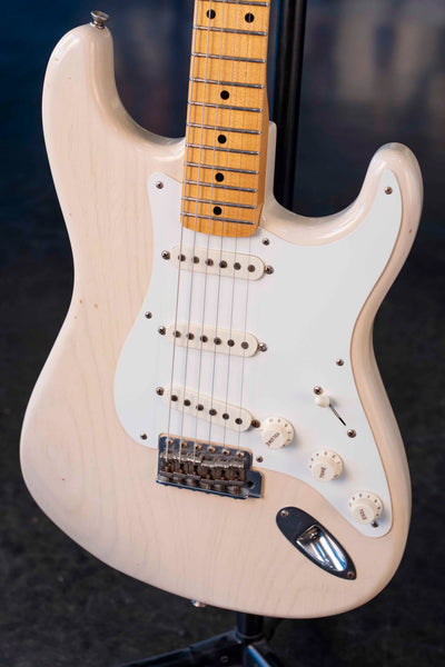 USED FENDER CUSTOM SHOP 2016 '58 STRATOCASTER JOURNEYMAN RELIC WHITE BLONDE WITH CASE