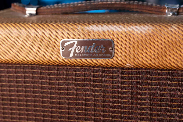 VINTAGE FENDER TWEED CHAMP 1961 WITH COVER