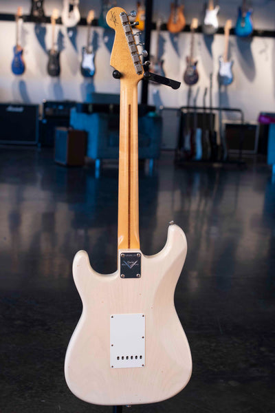 USED FENDER CUSTOM SHOP 2016 '58 STRATOCASTER JOURNEYMAN RELIC WHITE BLONDE WITH CASE