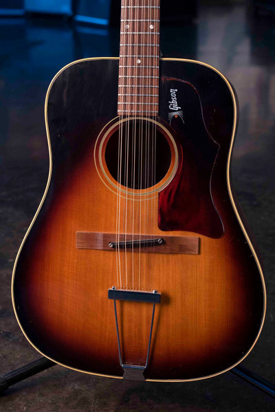 VINTAGE 1968 GIBSON B-45-12 SUNBURST WITH CASE