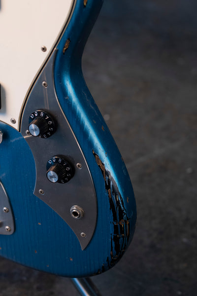USED NOVO GUITARS SERUS J - LAKE PLACID BLUE OVER '64 3 TONE BURST LIMITED EDITION