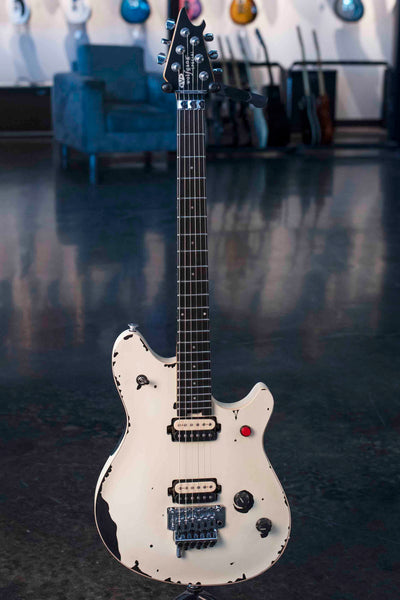 EVH LIMITED EDITION WOLFGANG SPECIAL STRIPED 2015 TOUR - DISTRESSED IVORY