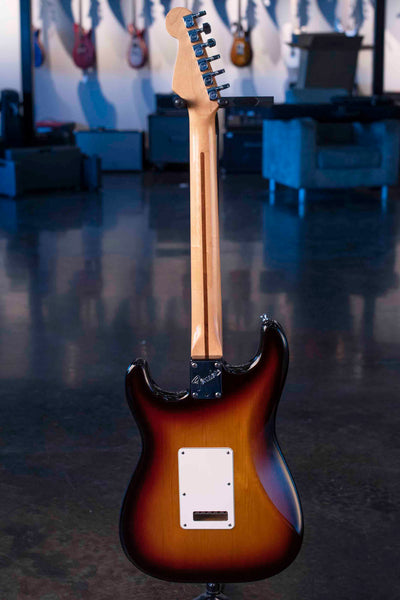 USED FENDER AMERICAN STRATOCASTER 1987 - WITH ORIGINAL CASE