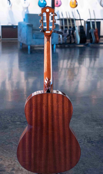 FENDER CN-60S NYLON