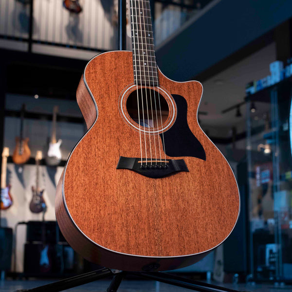 USED TAYLOR 324CE WITH CASE