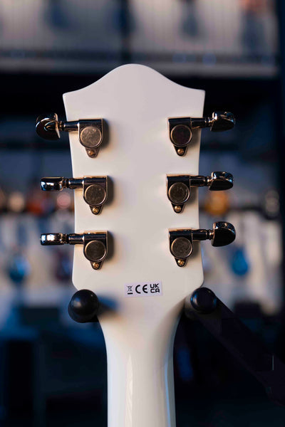 GRETSCH G2420TG STREAMLINER HOLLOW BODY WITH BIGSBY LTD - VINTAGE WHITE