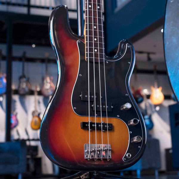 USED SQUIER PRECISION BASS JAPAN WITH CASE