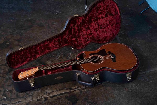 USED TAYLOR 324CE WITH CASE