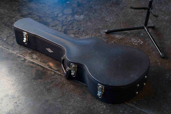 USED TAYLOR 324CE WITH CASE