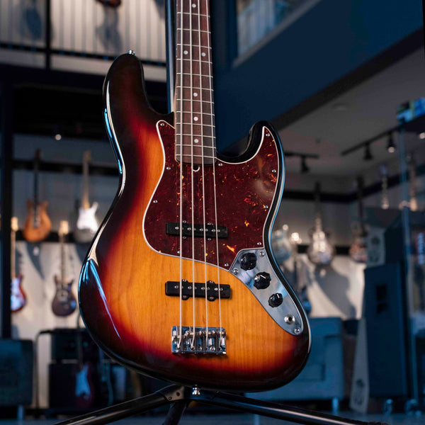 USED FENDER 60TH ANNIVERSARY AMERICAN JAZZ BASS WITH SILVER CASE