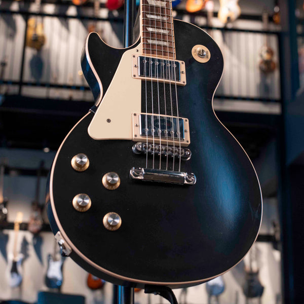 USED GIBSON LES PAUL TRADITIONAL LH W/CASE