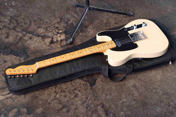 USED FENDER VINTERA II 50S NOCASTER - BLONDE WITH GIGBAG