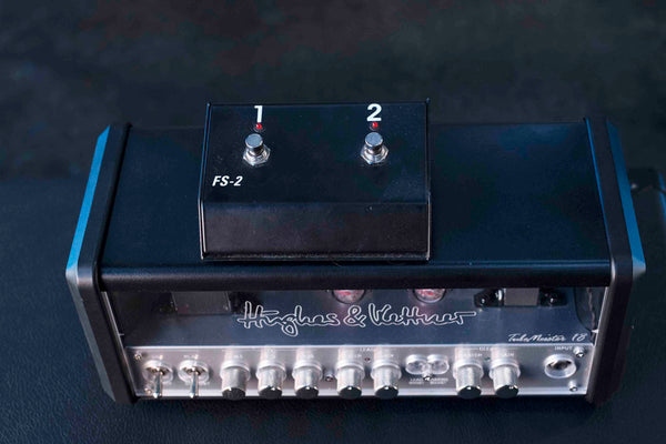 USED HUGHES & KETTNER TUBEMEISTER 18 WITH FOOTSWITCH AND CASE