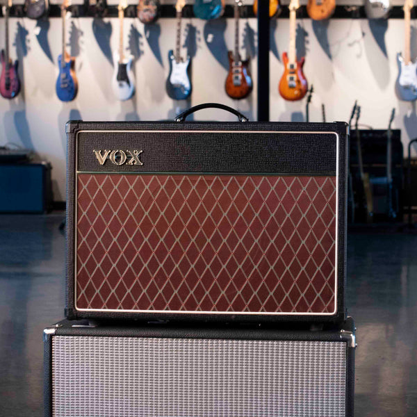 USED  VOX AC15C1 AMP