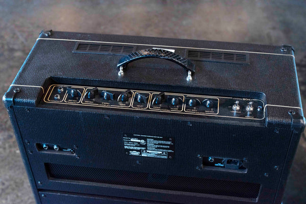 USED  VOX AC15C1 AMP