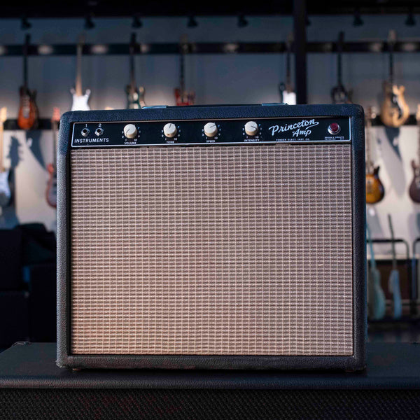VINTAGE FENDER PRINCETON 1963 WITH COVER