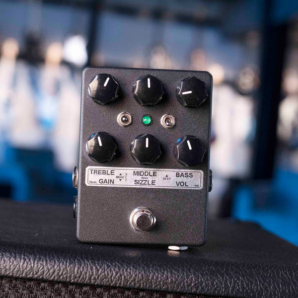 USED TONECZAR DOVE DISTORTION WITH BOX