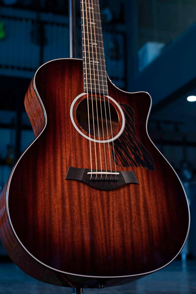 TAYLOR 324CE NEXT GENERATION - WITH CASE