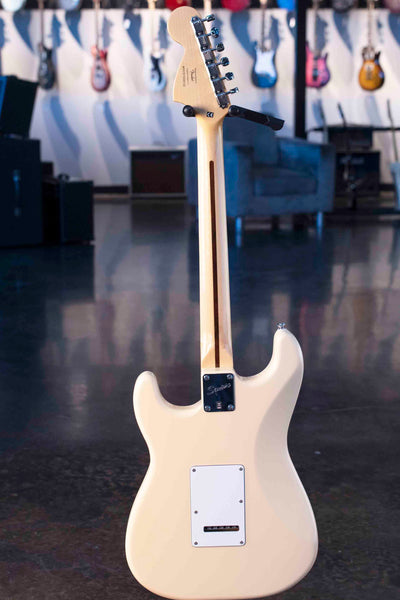 USED SQUIER STRATOCASTER