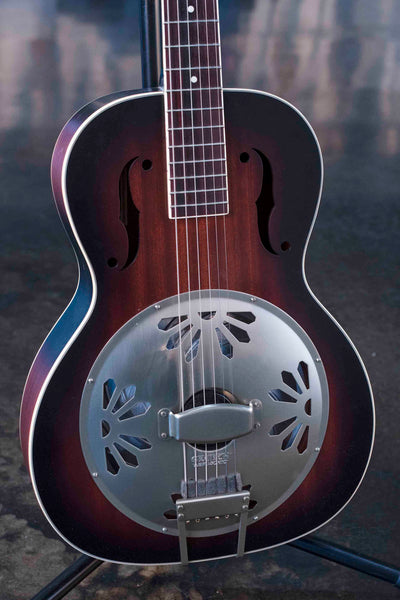 USED GRETSCH G9241 ALLIGATOR BISCUIT ROUND-NECK ACOUSTIC / ELECTRIC RESONATOR GUITAR - 2-COLOUR SUNBURST