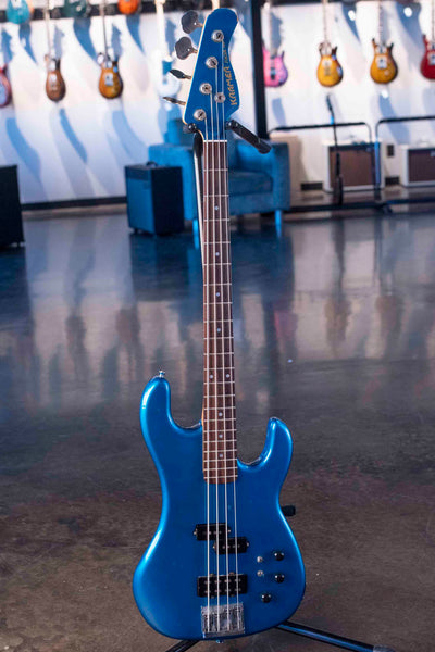 USED KRAMER FOCUS 7000 WITH CASE