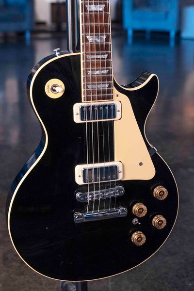 VINTAGE GIBSON LES PAUL DELUXE 1980 - EBONY WITH ORIGINAL CASE