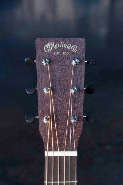 MARTIN D-10E RETRO WITH SOFTCASE