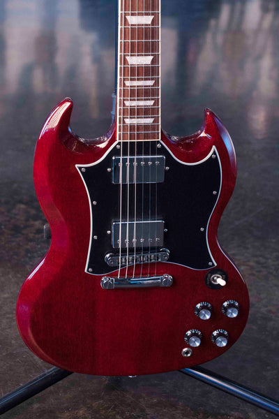 GIBSON SG STANDARD HERITAGE CHERRY W/ SOFT CASE