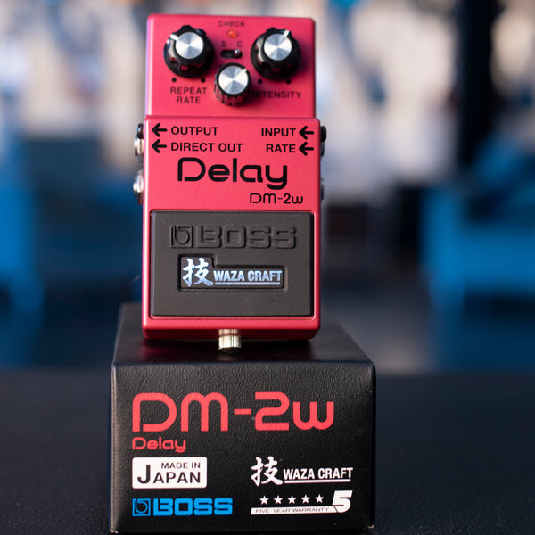 USED BOSS DM-2W WAZA CRAFT ANALOG DELAY