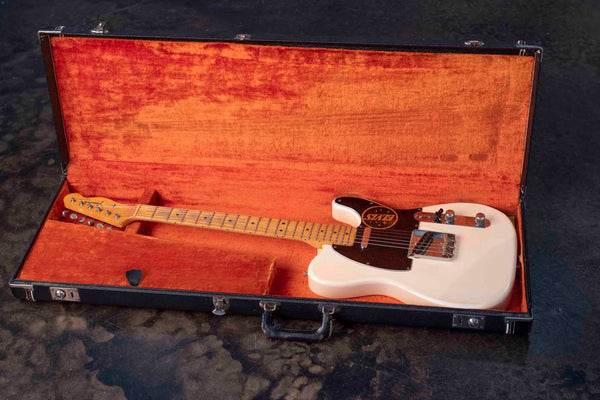 VINTAGE 1967 FENDER TELECASTER WITH CASE