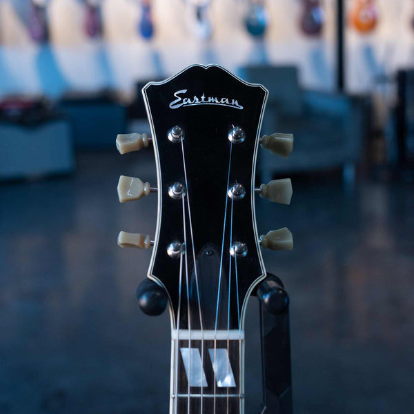 USED EASTMAN T59/V-AMB THINLINE SEMI-HOLLOW ELECTRIC-AMBER W/HARDSHELL CASE