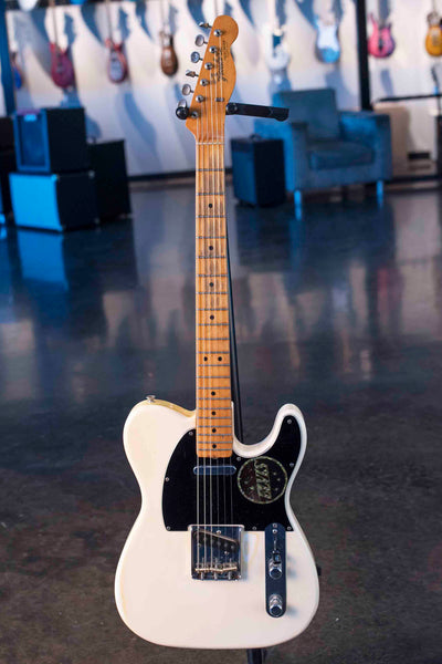 VINTAGE 1967 FENDER TELECASTER WITH CASE