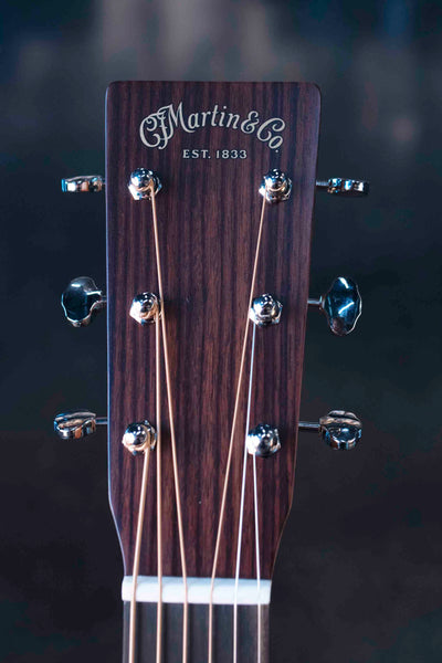 MARTIN D-18 STANDARD SERIES WITH CASE