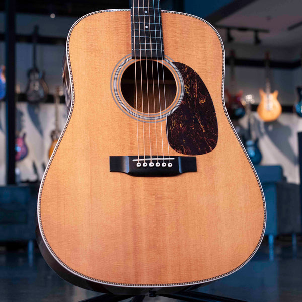 USED MARTIN HD-28 2007 WITH CASE