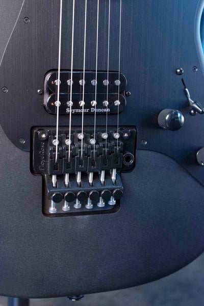 CHARVEL PRO-MOD PLUS SO-CAL STYLE 1 HH FR CM -  SCORCHED EARTH