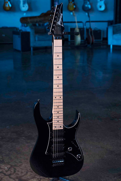 USED IBANEZ RG550 GENESIS COLLECTION - BLACK WITH HARDSHELL IBANEZ CASE