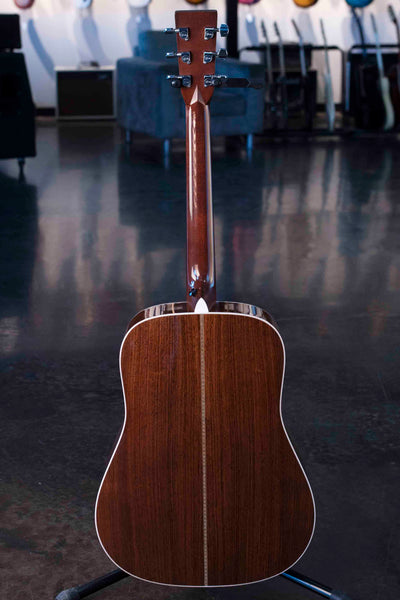 USED MARTIN HD-28 2007 WITH CASE