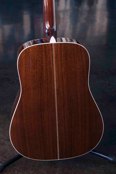 USED MARTIN HD-28 2007 WITH CASE